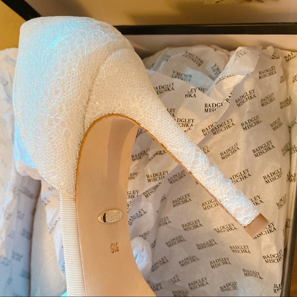 Badgley Mischka Lola d'Orsay Pump - white - Picture 6 of 8